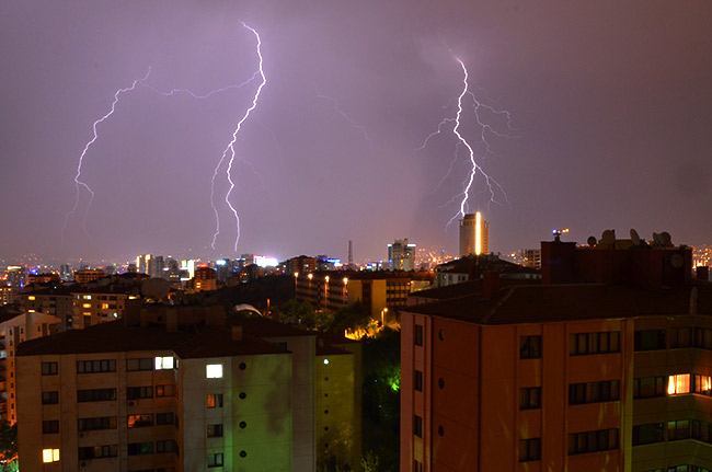 Ankara lightning