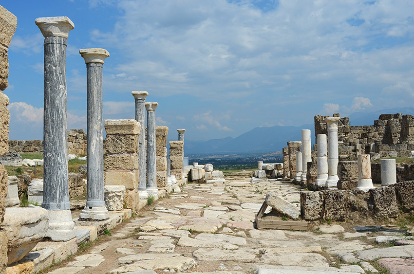 Laodicea road